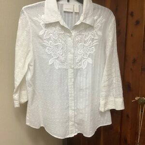 Chico’s White Embroidered Blouse Size 1